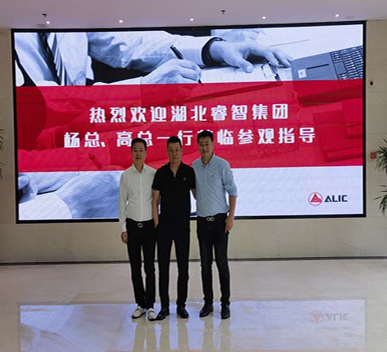 雙節(jié)前（中秋+國慶）拜訪客戶